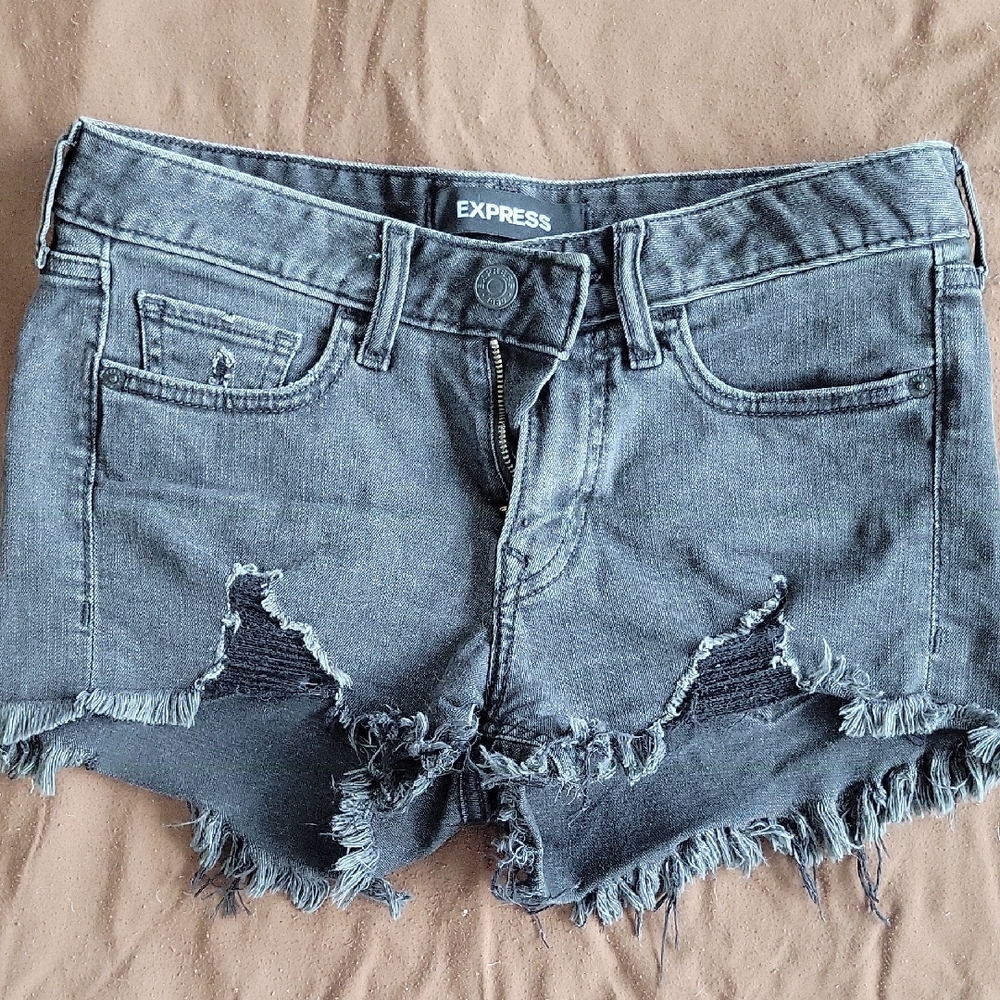 Express Women's Distressed Gray Denim Shorts